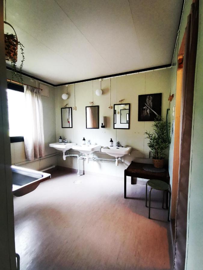 فندق Tommerneset Camping Innhavet المظهر الخارجي الصورة